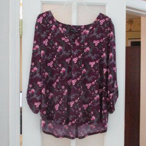 41 Hawthorn Poly Spandex Top NWOT